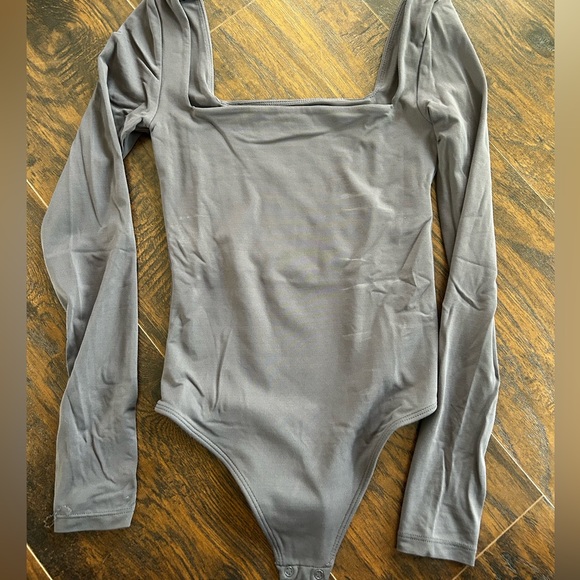 Babaton long sleeve bodysuit - Picture 1 of 1